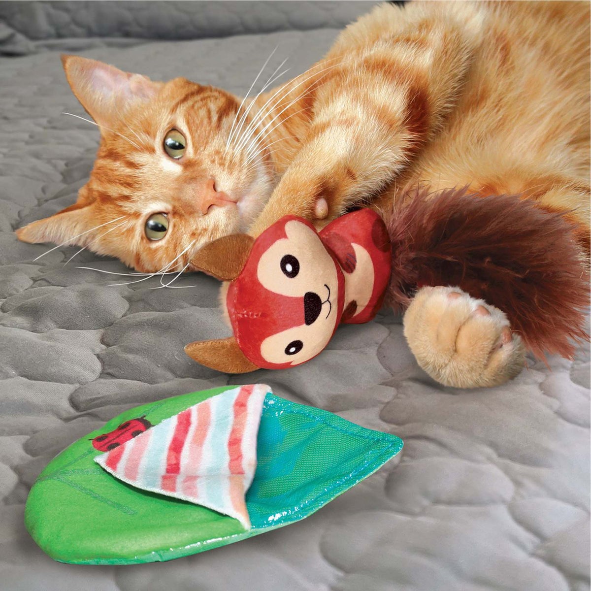 Kattenspeeltje Pull-a-partz tuck Kong Kattenspeeltje Pull-a-partz tuck Kong