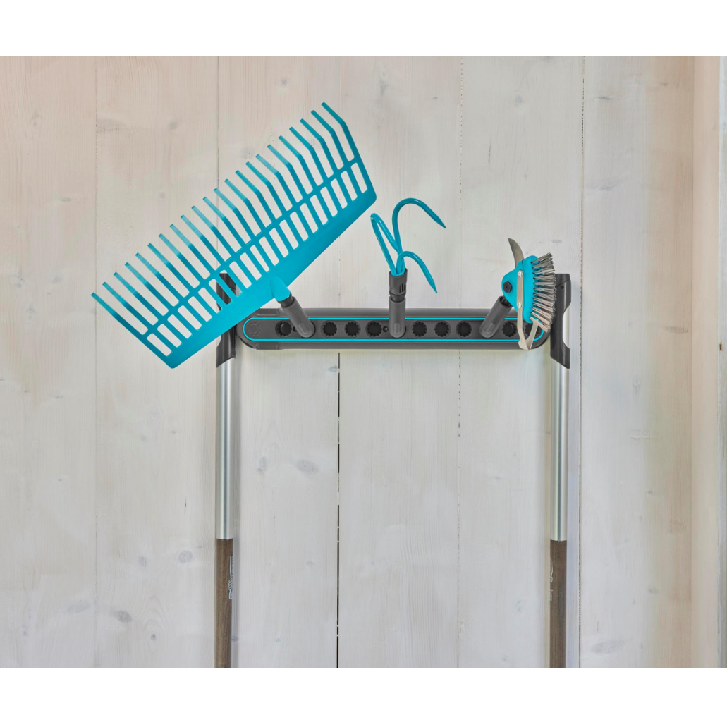 Gardena CS gazonhark met krabber, gereedschapshouder en steel Gardena CS gazonhark met krabber, gereedschapshouder en steel