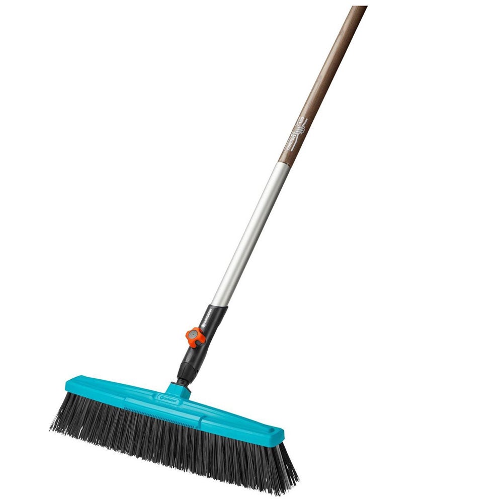 Straatbezem 3622 met steel 130cm Straatbezem 3622 met steel 130cm